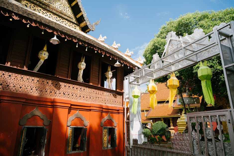 Chiang Mai Temple & Lantern Pre-Wedding Photography